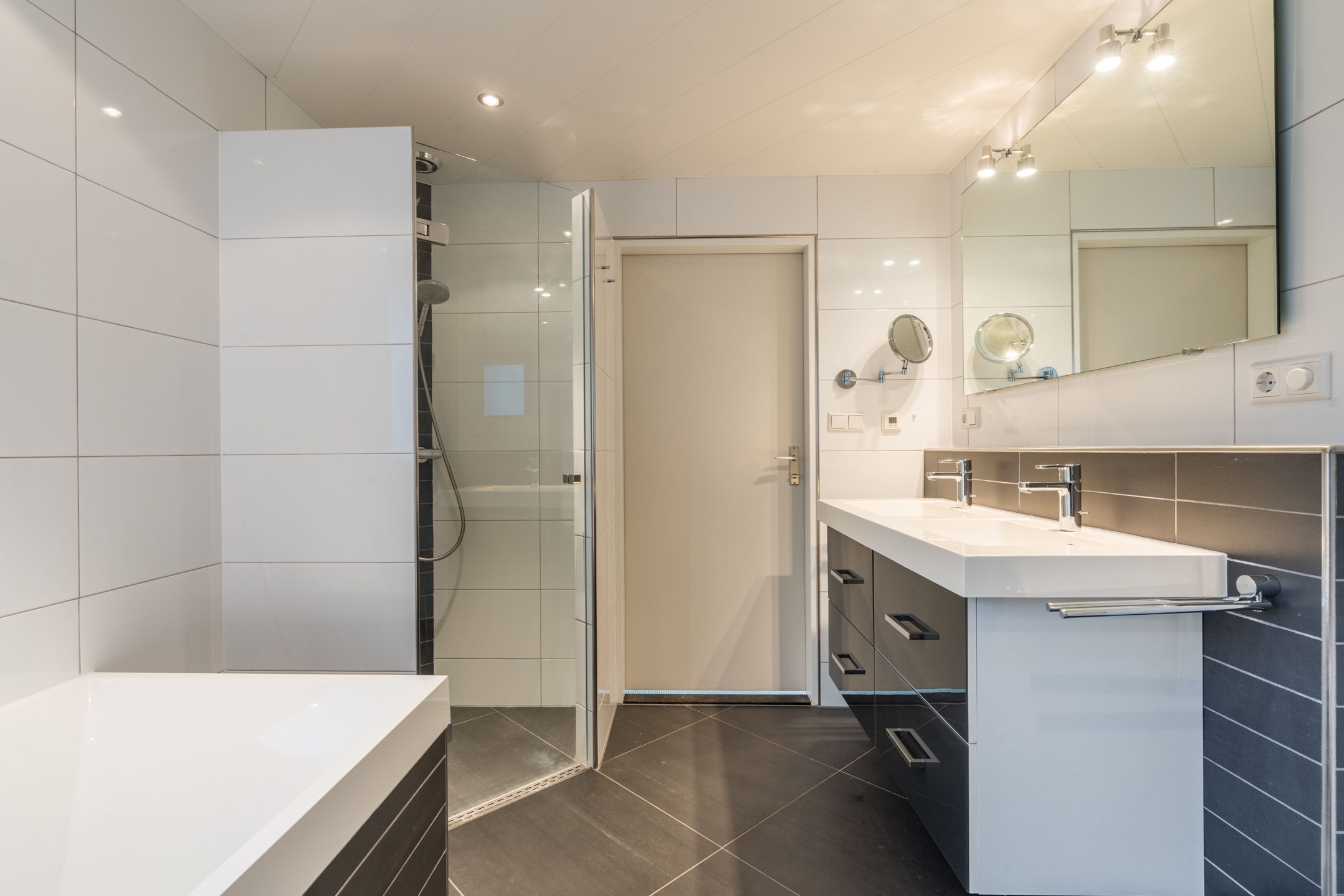 Foto 48 van Eisenhowerstraat 39