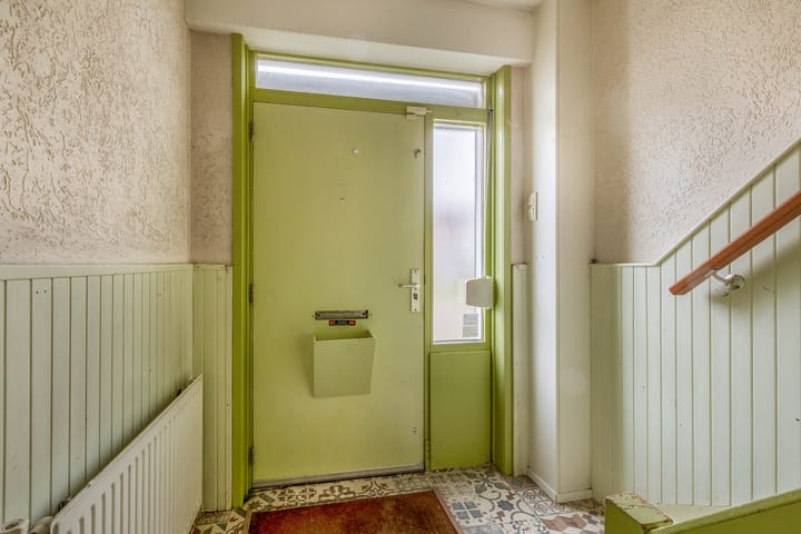 Foto 4 van van Limburg Stirumstraat 23