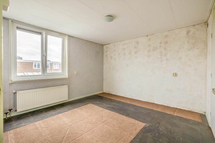 Photo 17 of van Limburg Stirumstraat 23