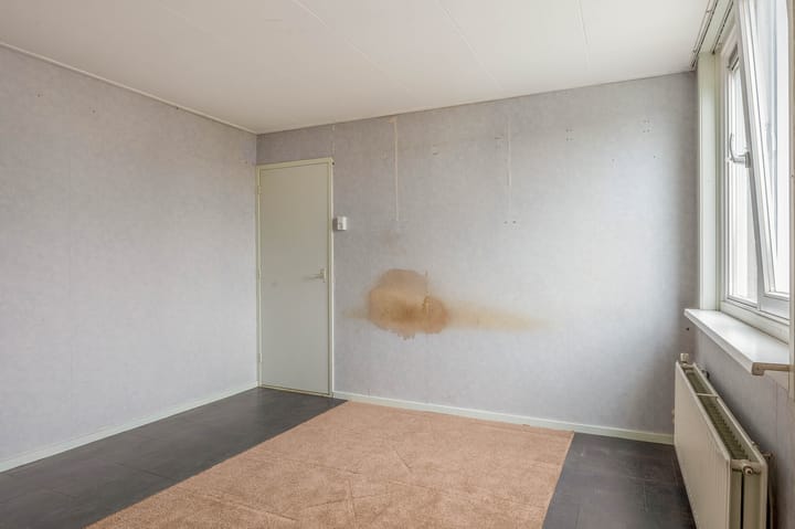 Photo 19 of van Limburg Stirumstraat 23