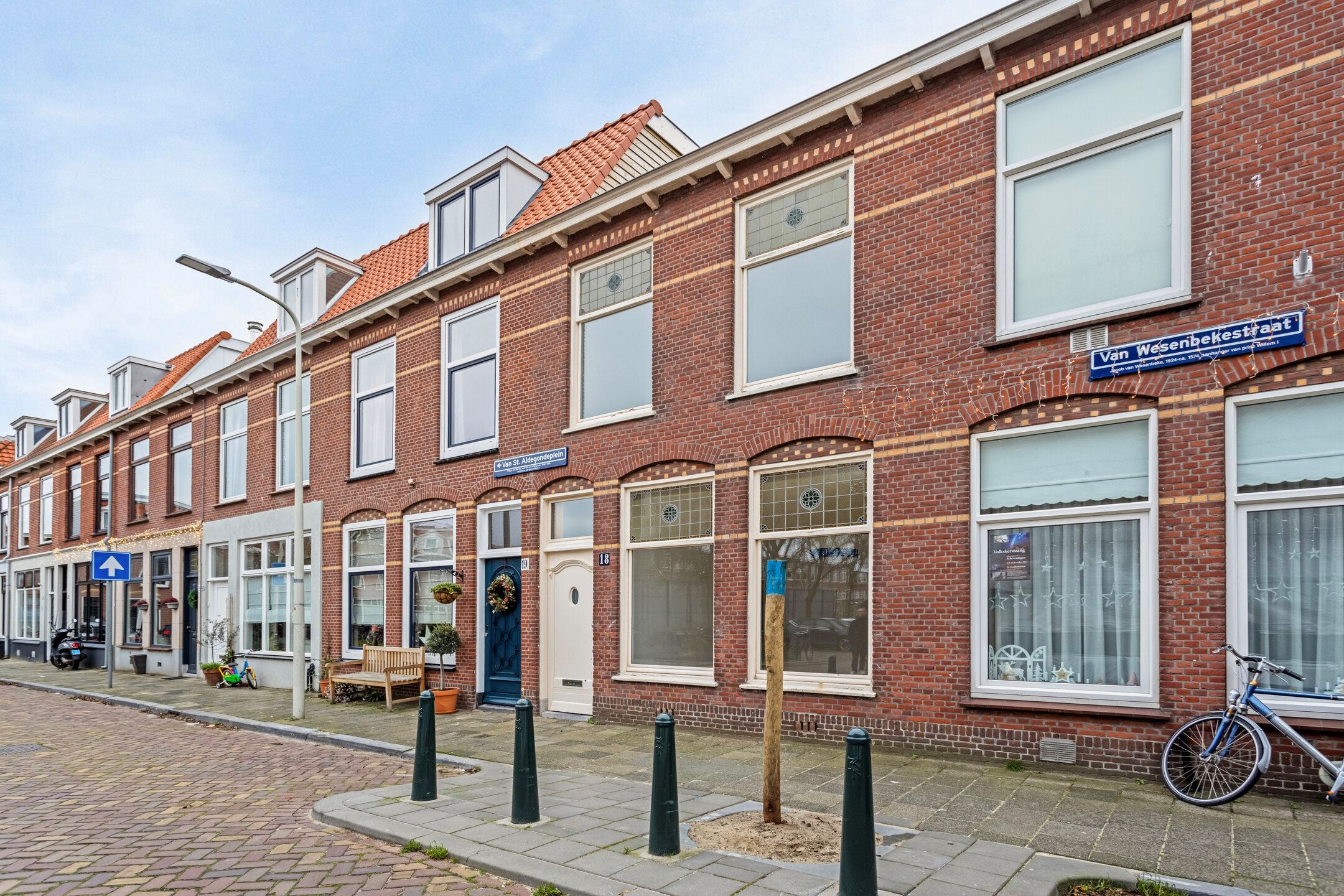Foto 3 van Van St. Aldegondeplein 18