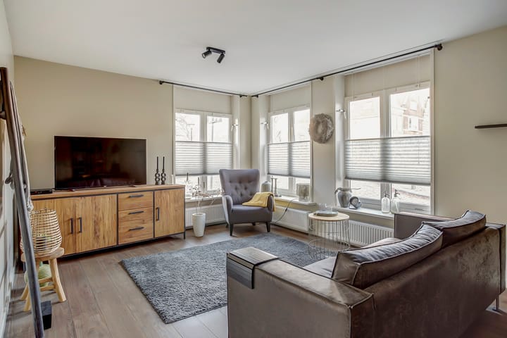 Photo 11 of Westerstraat 159-B