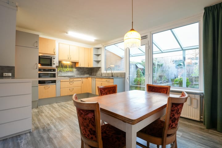 Photo 6 of Spoorstraat 27