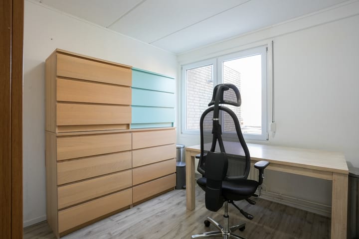 Photo 19 of Spoorstraat 27