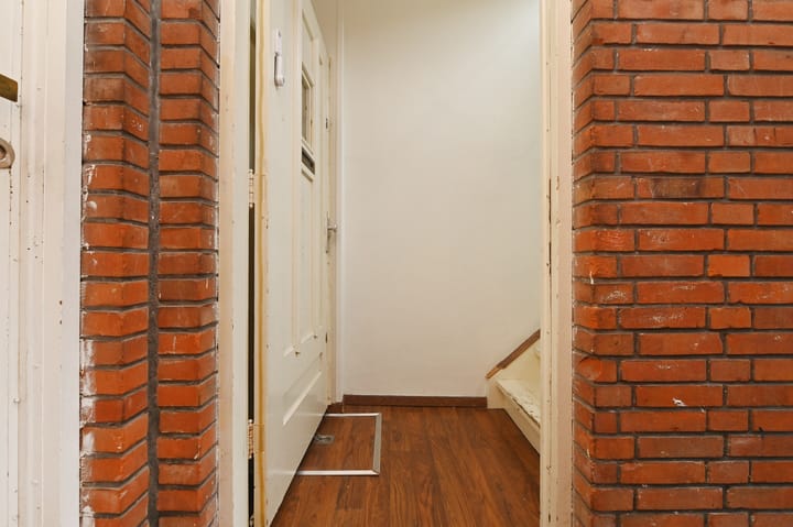 Photo 7 of Jan ten Brinkstraat 108