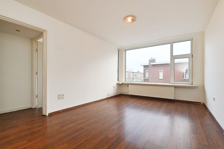 Photo 10 of Jan ten Brinkstraat 108