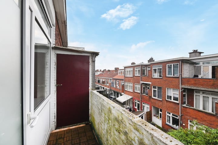 Photo 17 of Jan ten Brinkstraat 108