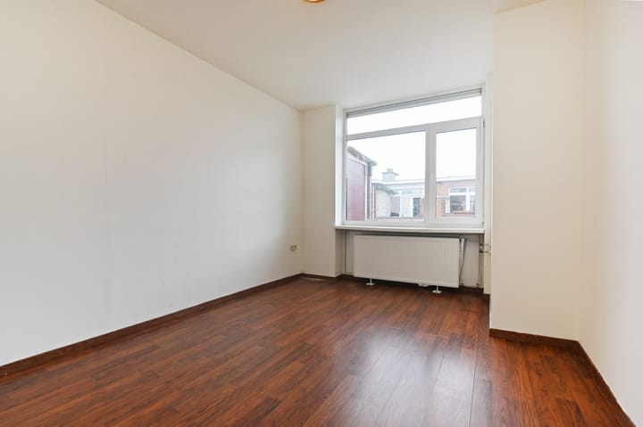 Photo 22 of Jan ten Brinkstraat 108