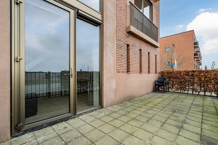 Foto 2 van Burgemeester De Meesterstraat 64