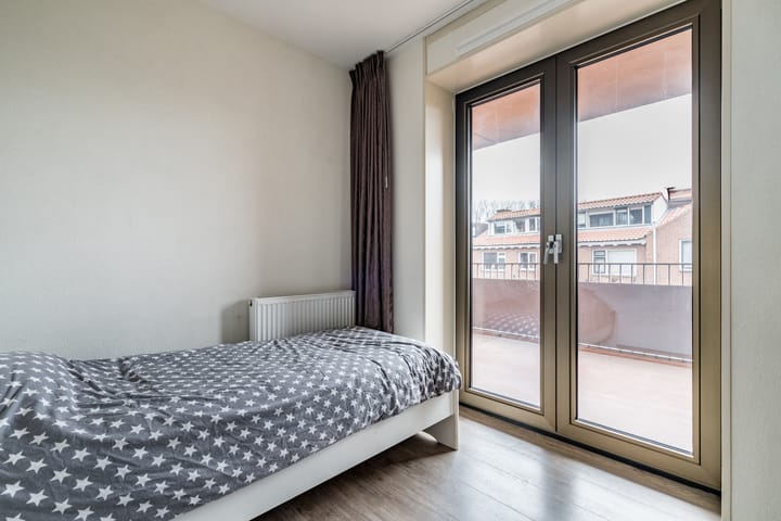 Foto 11 van Burgemeester De Meesterstraat 64