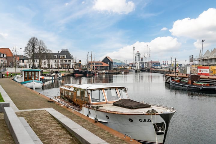 Foto 38 van Burgemeester De Meesterstraat 64