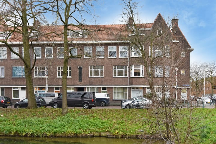 Foto 2 van Aarnout Drostlaan 5