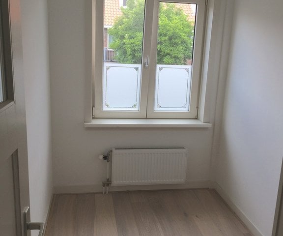 Bekijk foto 11 van Kamerlingh Onnesstraat 17