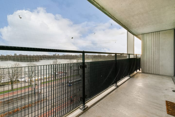 Foto 13 van Osdorpplein 94