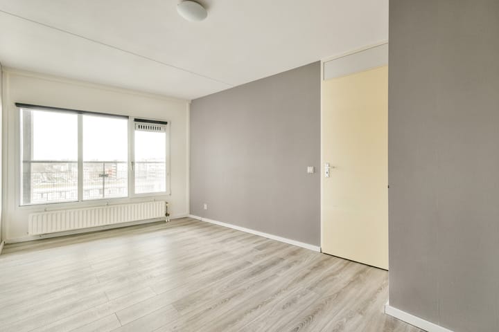 Foto 18 van Osdorpplein 94