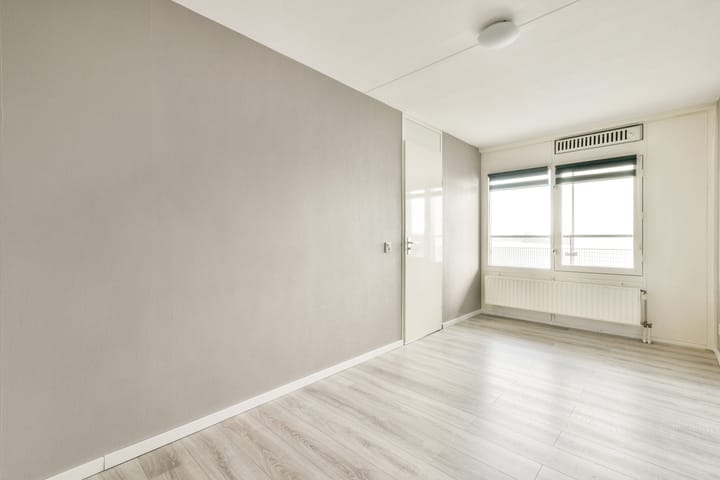 Foto 21 van Osdorpplein 94