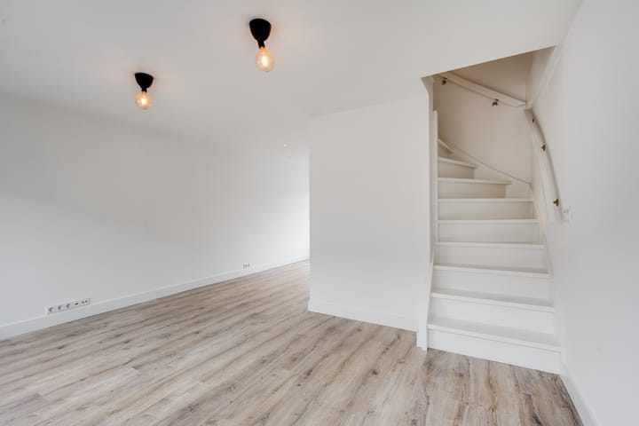 Foto 10 van Linschotenstraat 37-A