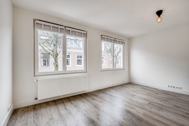 Foto 11 van Linschotenstraat 37-A