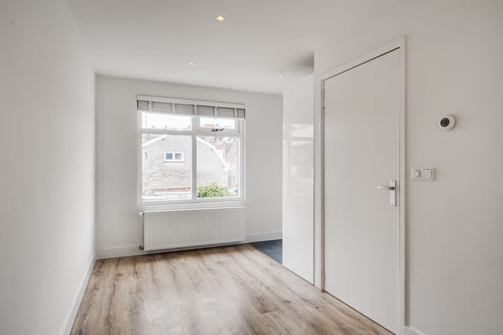 Foto 12 van Linschotenstraat 37-A