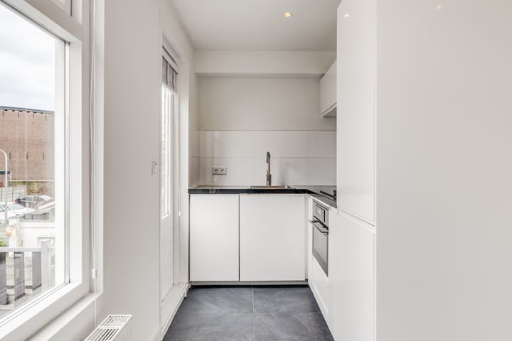 Foto 13 van Linschotenstraat 37-A