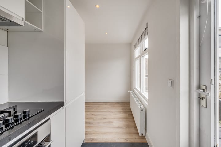 Foto 16 van Linschotenstraat 37-A