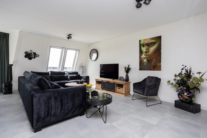 Foto 16 van Westpolderplein 30