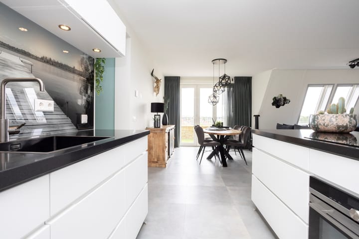 Foto 29 van Westpolderplein 30