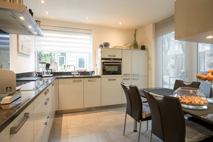 Foto 10 van Tuinstraat 16