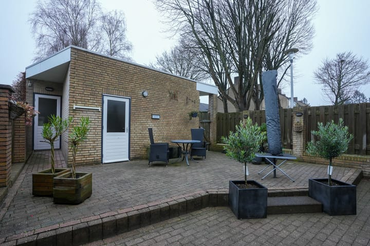 Foto 24 van Tuinstraat 16