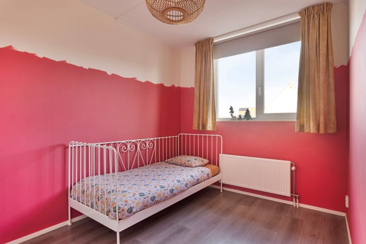 Foto 19 van Dominee C van den Bergstraat 8