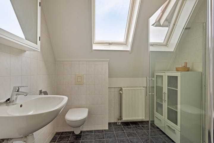 Foto 21 van Dominee C van den Bergstraat 8