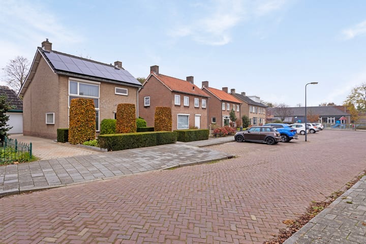 Foto 44 van Schoolstraat 15