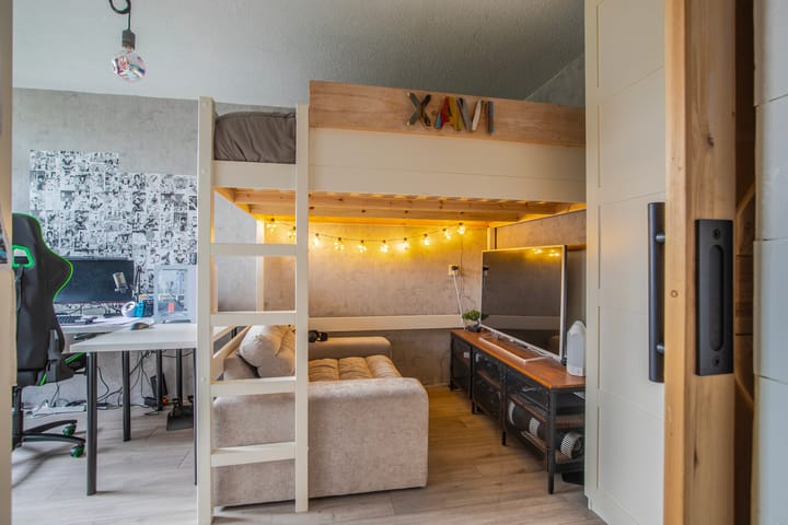 Foto 17 van Louise Michelstraat 10