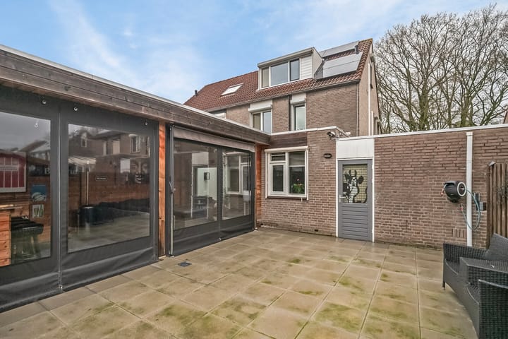 Foto 34 van Nierslaan 16