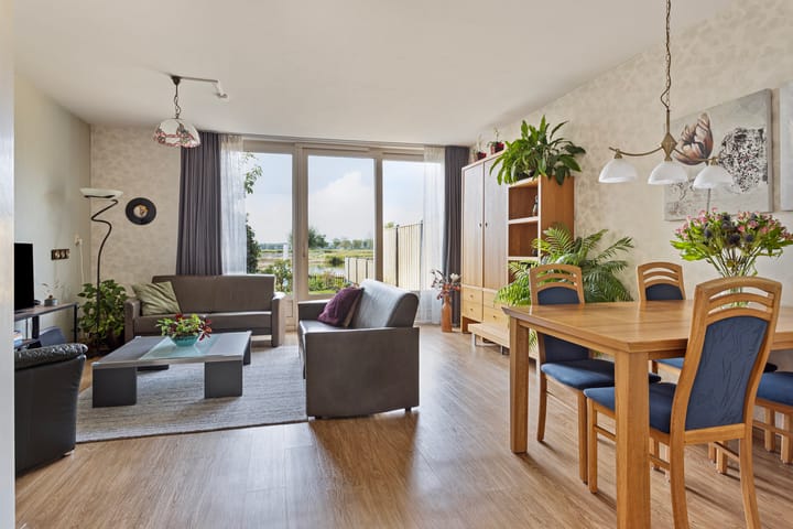 Foto 12 van Calsstraat 42