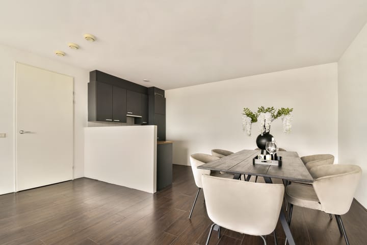 Foto 8 van Van Embdenstraat 138