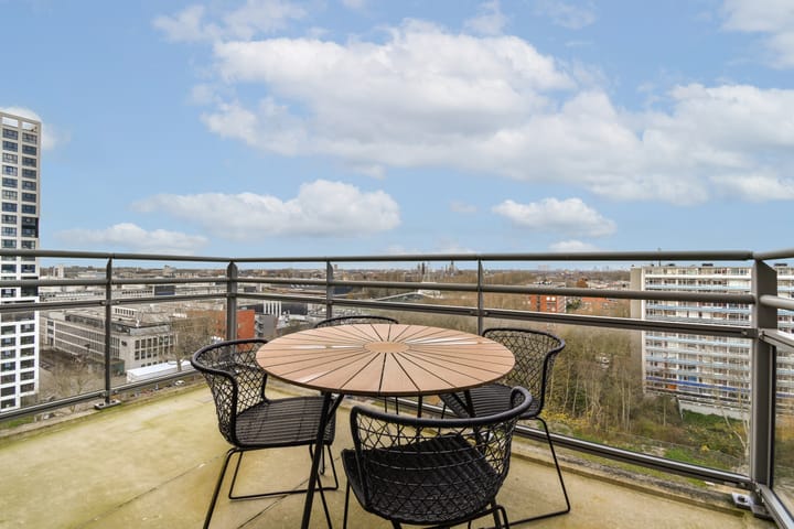 Foto 15 van Van Embdenstraat 138