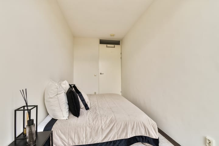 Foto 26 van Van Embdenstraat 138