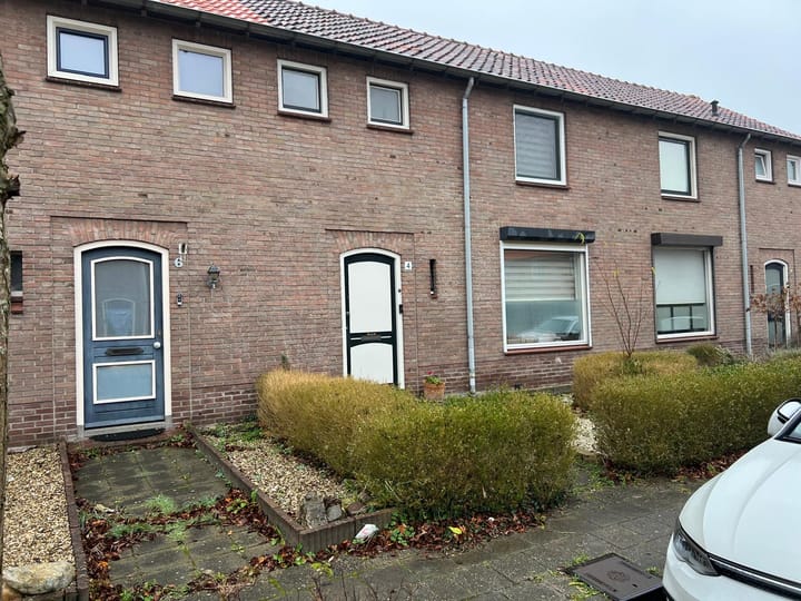 Foto 1 van A.C.W. Staringstraat 4