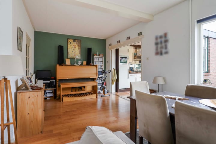 Foto 6 van A.C.W. Staringstraat 4