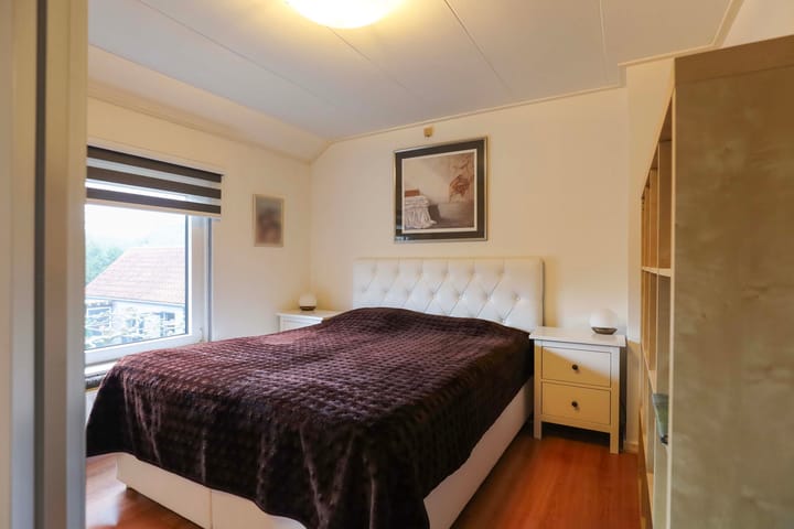 Foto 13 van A.C.W. Staringstraat 4