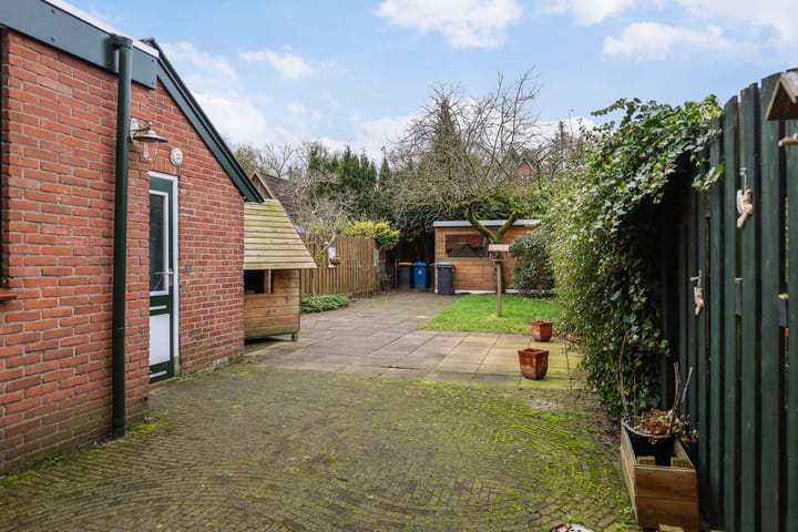 Foto 22 van A.C.W. Staringstraat 4