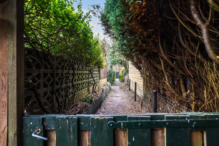 Foto 25 van A.C.W. Staringstraat 4