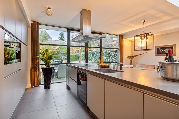 Foto 10 van Kijkduinlaan 5