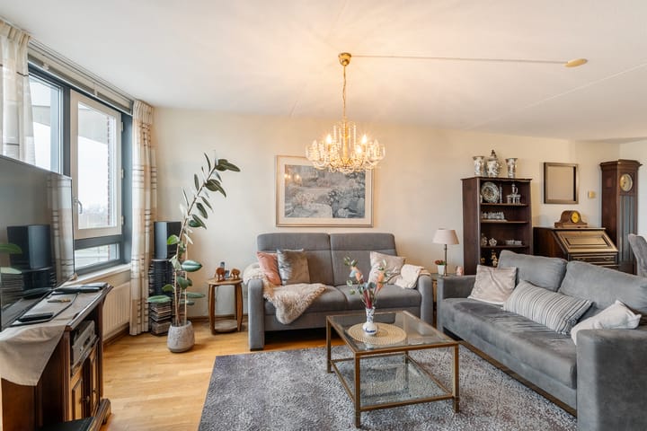 Foto 11 van Drijver 115