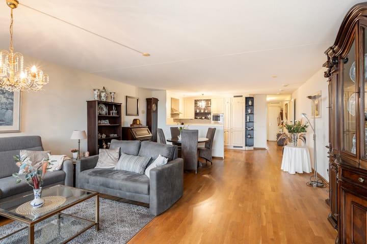 Foto 12 van Drijver 115