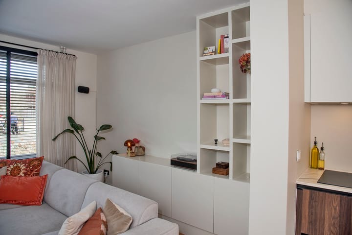 Photo 9 of Zwaluwstraat 36