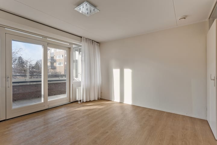 Foto 3 van Stationsplein 56