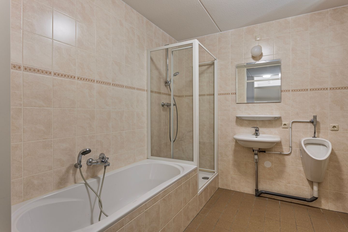 Foto 4 van Stationsplein 56