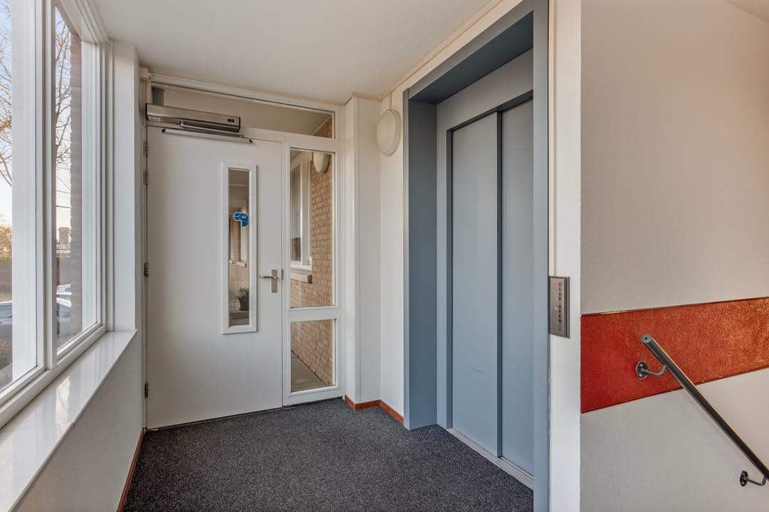 Foto 8 van Stationsplein 56